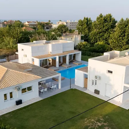 Blue Summer Luxury Aparthotel Kourouta