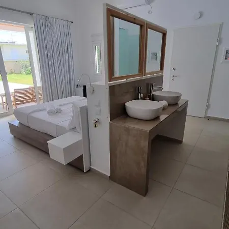 Blue Summer Luxury Apart-hotel