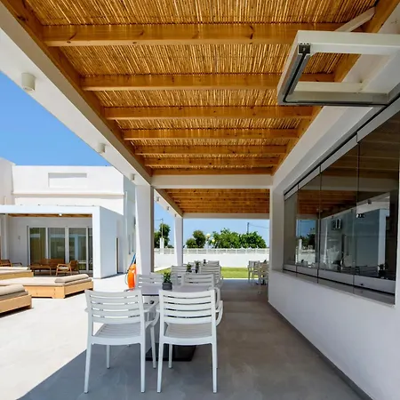 Ξενοδοχείο με διαμερίσματα Blue Summer Luxury 4*