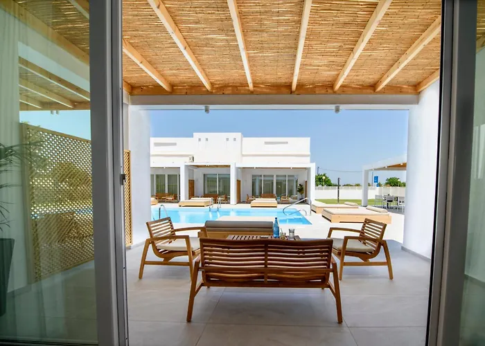 Blue Summer Luxury Kourouta